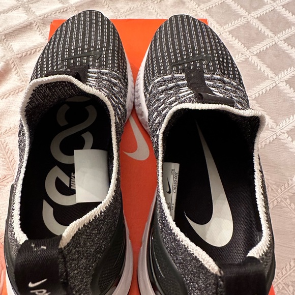 Nike Phantom React Flyknit 2 “Oreo” color - Picture 6 of 10